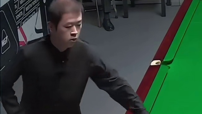 最新比赛，对手超离谱失误犯规，赵翰洋绝境逢生，4:4决胜局逆转取胜！