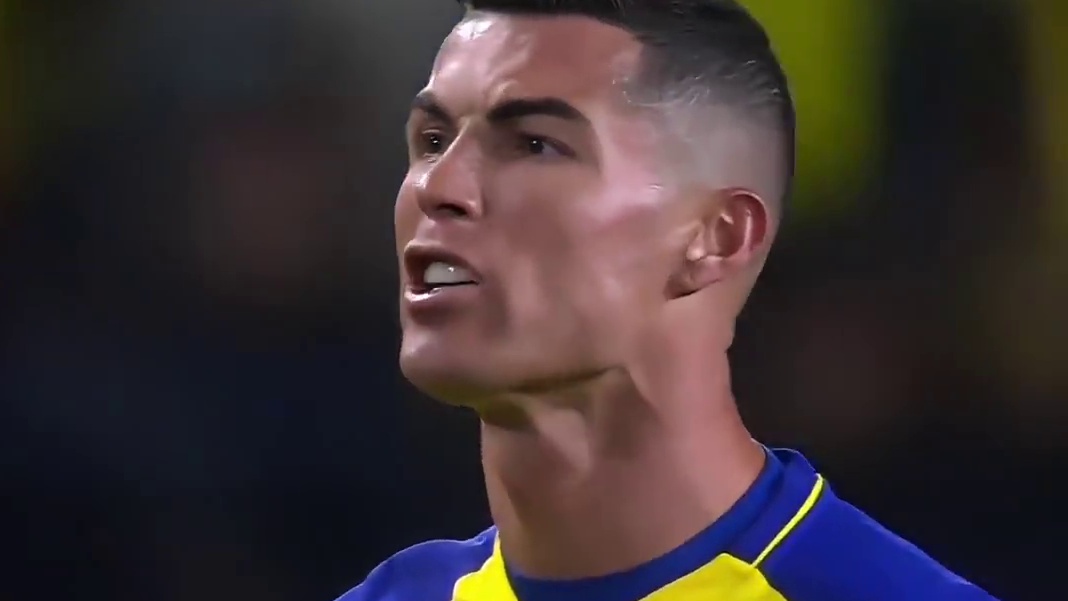 回应黑粉嘲讽C罗被动助攻