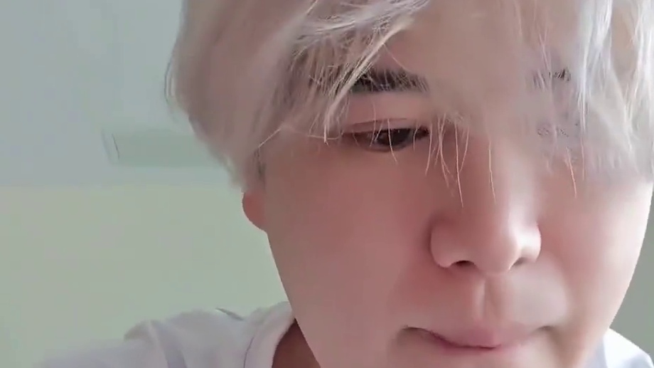 互联网确实是有用的，至少让我们知道你当爸那天是啥表情