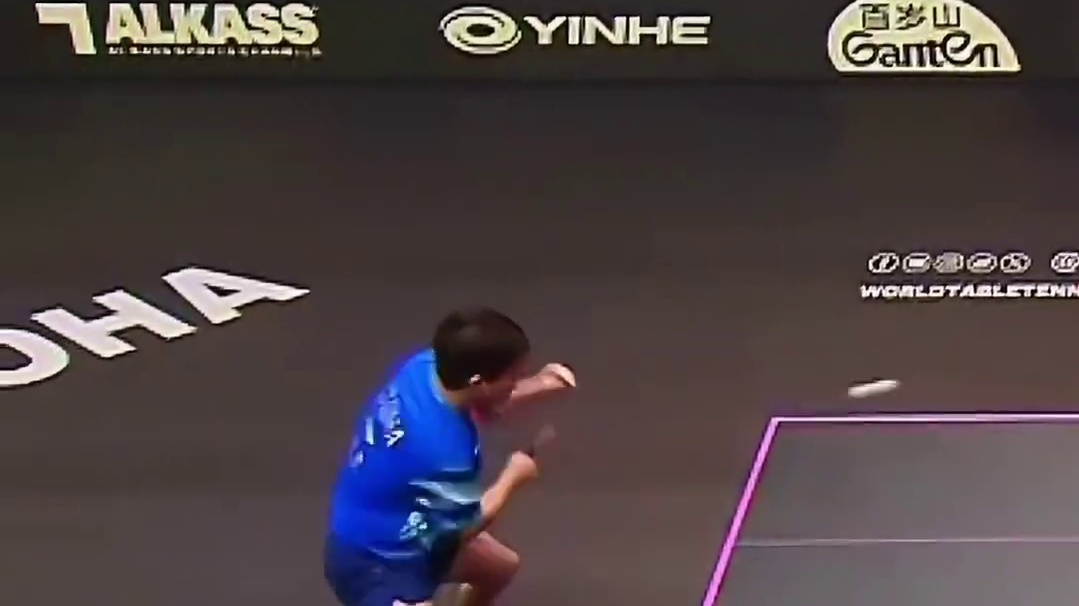 林诗栋3-0横扫科顿，晋级男单16强！