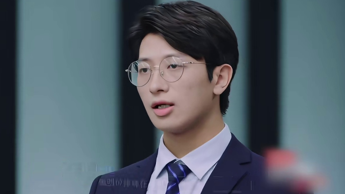 职场双标刁难到破防，小镇做题家