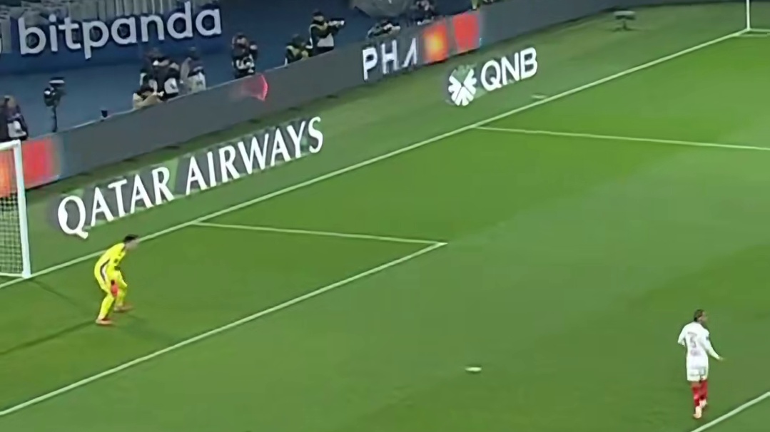 就知道你们好这口～喜欢的话，那就多看几遍过过瘾！