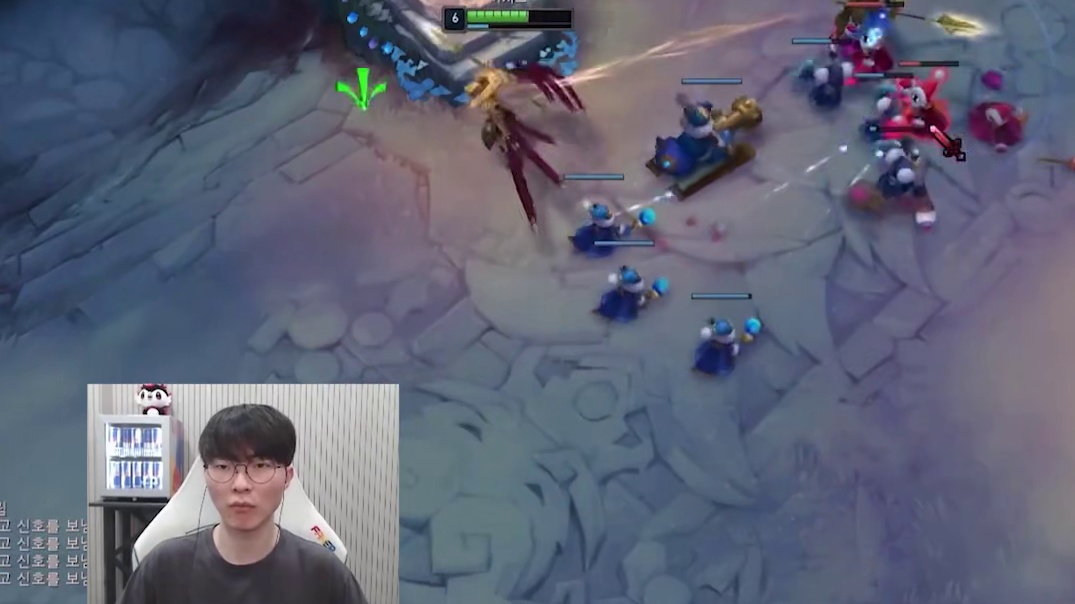 Faker还是有点怕Feaher的！直播排位时，被挂机狂演！