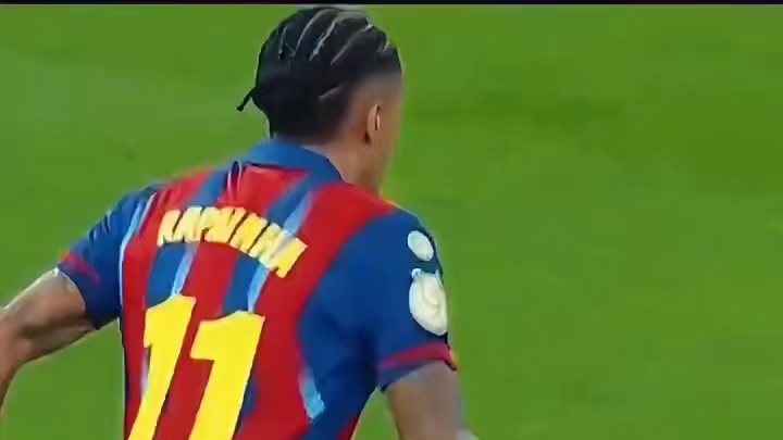 拉菲杀疯了这火力谁挡得住