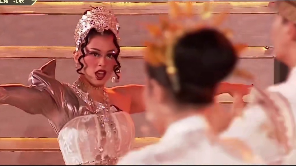 《Sizzle》合唱现场演绎，用音乐点燃野心与激情