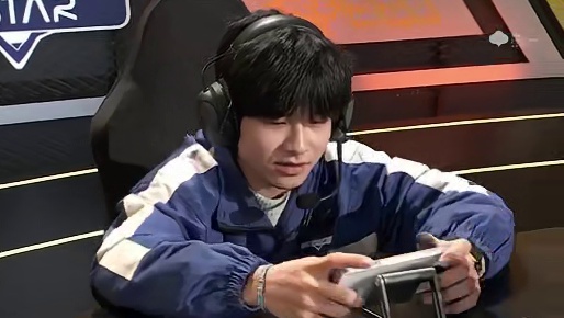 【2025S联赛年度总决赛】淘汰赛第三日第一场个人solo赛 eStar vs RW 第八局：绝色江