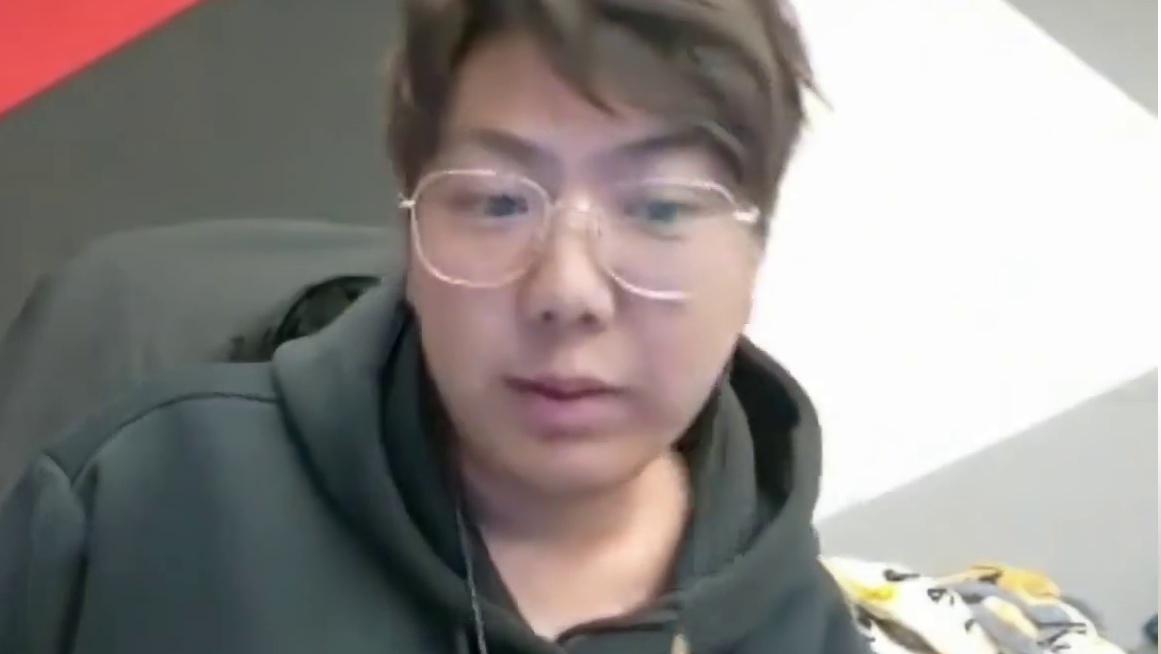 震惊！！！某职业选手公然压榨粉丝 三角洲行动欢乐剧场