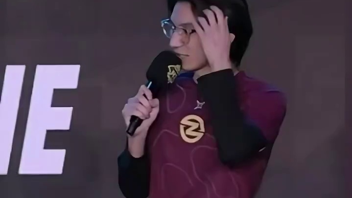 Zxaura掏空积蓄的1,0000美金，成为Z1逐梦路上的“助燃剂”