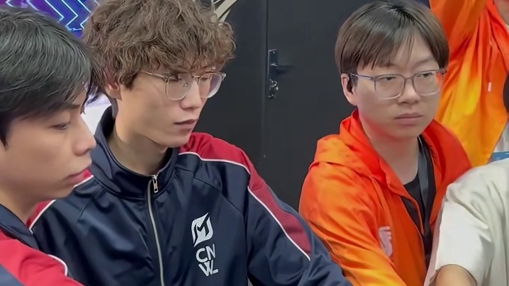 稳扎稳打拿下比赛，DFYG加油