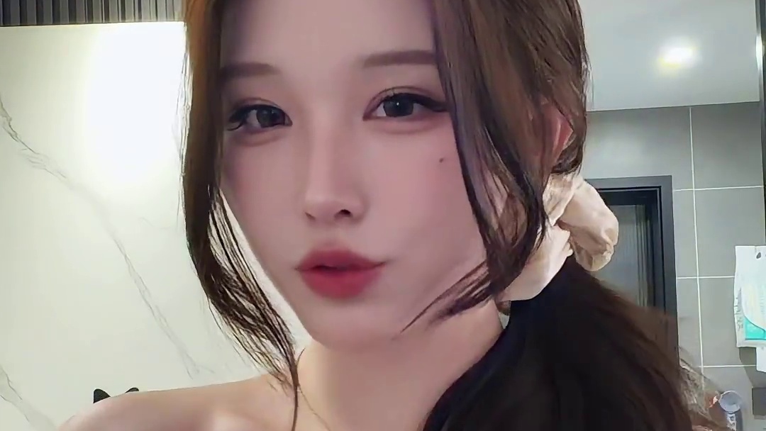 只跟同样珍视我的人联系