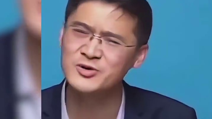小狗饮用河水洗肠胃自救