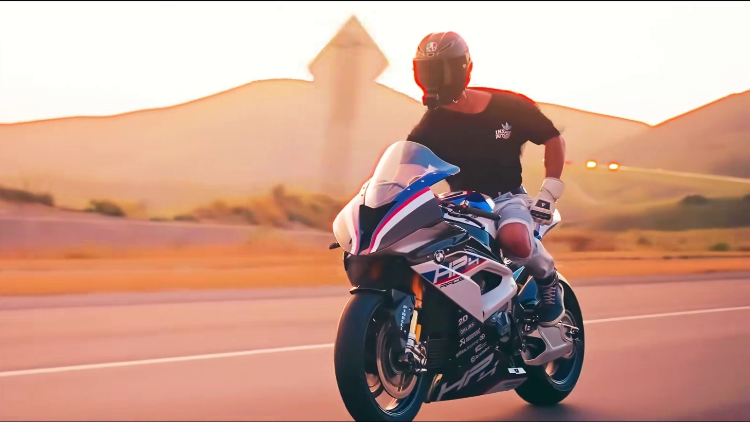 20260113 碳纤维猛兽  Panigale V4R（特邀嘉宾：ImKay 和 Steve St