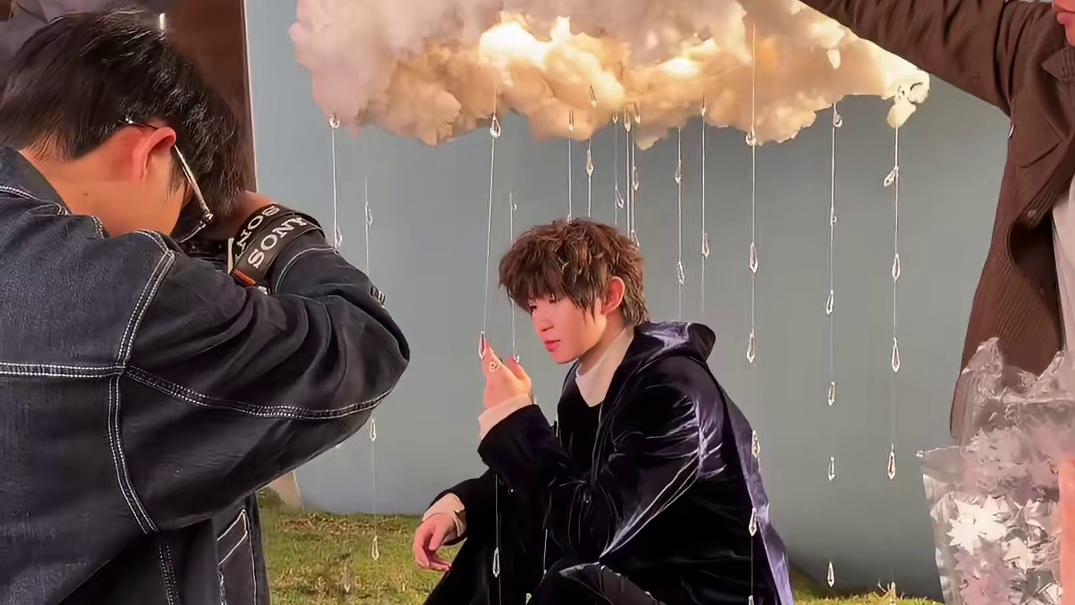 今天要抓拍的电竞选手是！