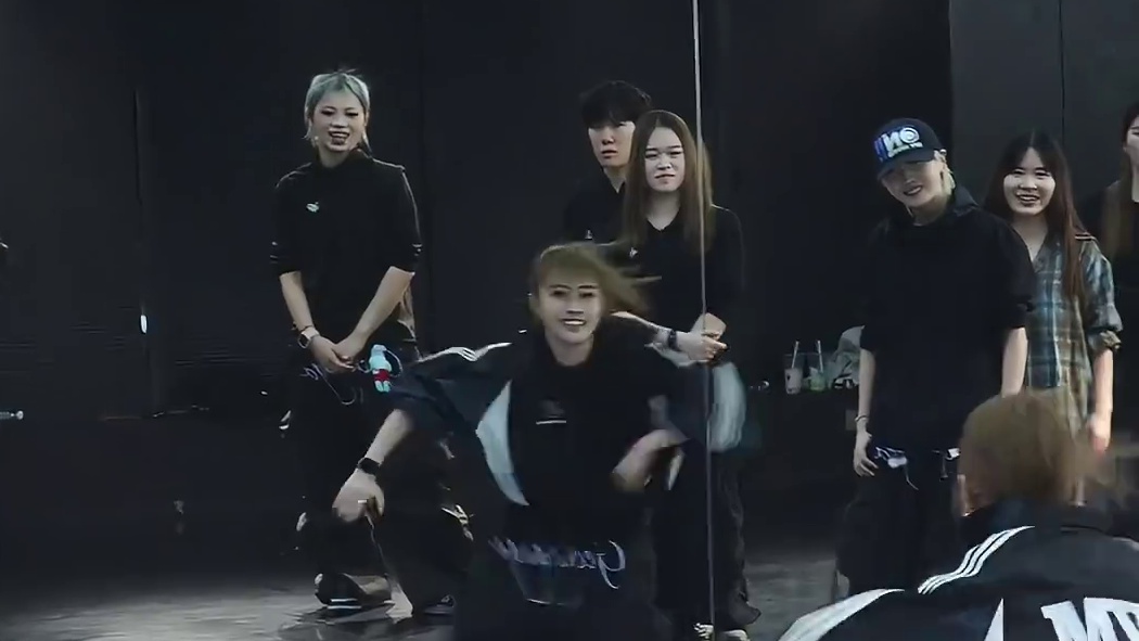 不懂他们呐喊助威声的人 有难了 反正我超爱 #