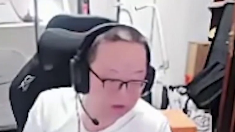 恭喜AG让一追二战胜白鲨