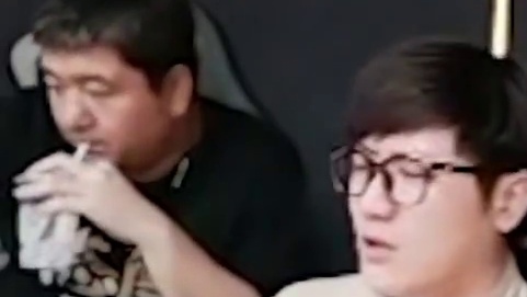 白老板让大家给失心一点时间，不要因为一场比赛没打好就否认他