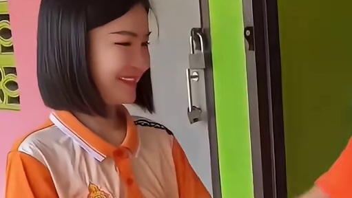 这个仪式有点过了