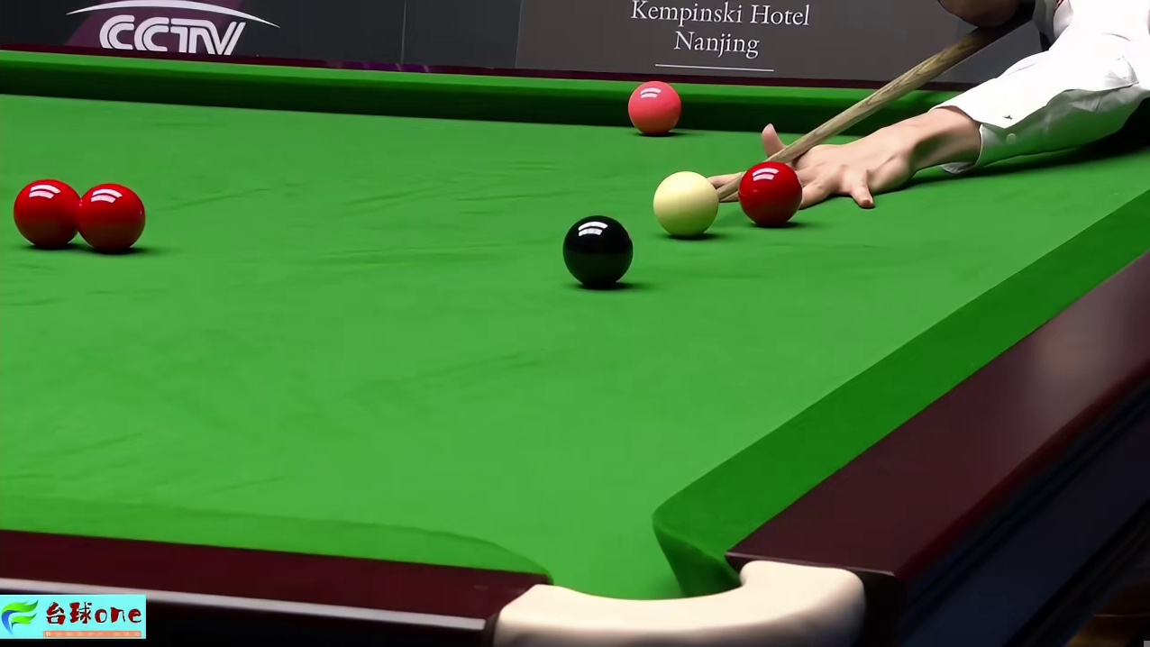 吴宜泽“再胜”威尔逊，落后52分上演超精彩逆转，结局囧哥懵了