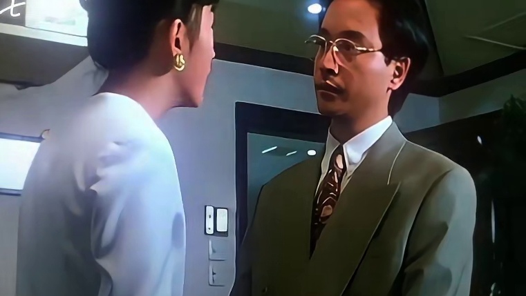 你迫不及待的要抹除我存在过的痕迹 就像从前迫不及待要在一起的样子.