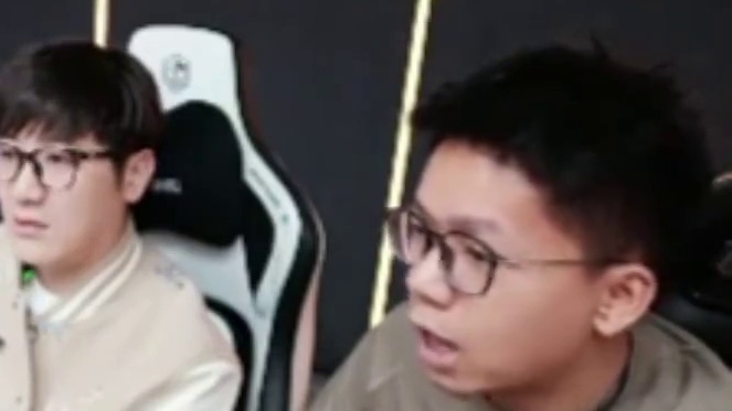 这能忍住不打啊！