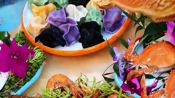 来青岛一定要先冲海鲜大排档呀！吃不够的美食