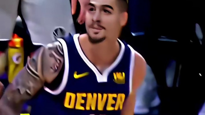 朗尼沃克 -能扣 但是没必要