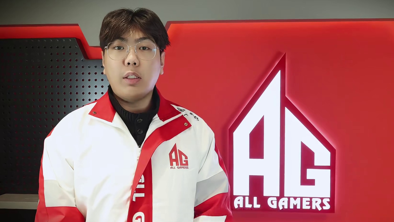 大红行动S2选秀之夜 今晚不见不散