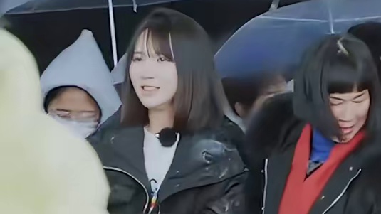 赵一博和柠七的那点子私人恩怨全国都知道了