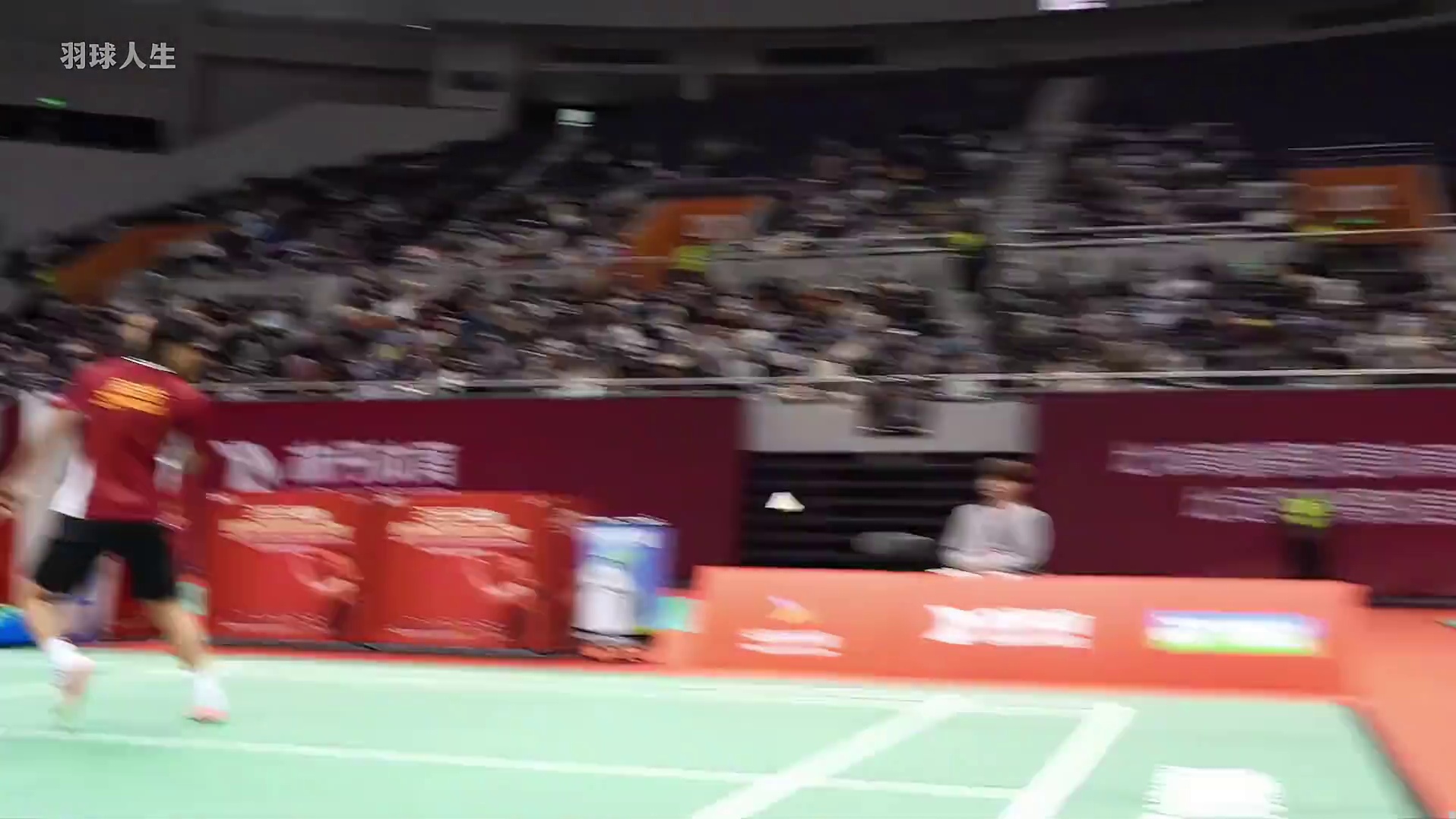 赵俊鹏来到林丹杯提款，却在输入密码过程中遭遇到了强力阻击