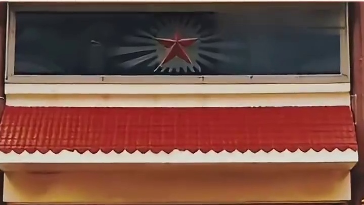 它是天下第一庙，不供僧不供佛，供的是27位JFJ战士