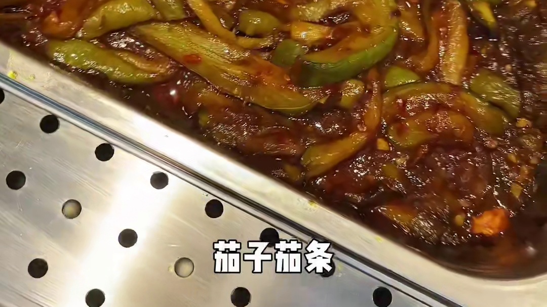 沈阳美食城自助，17块钱所有档口随便吃