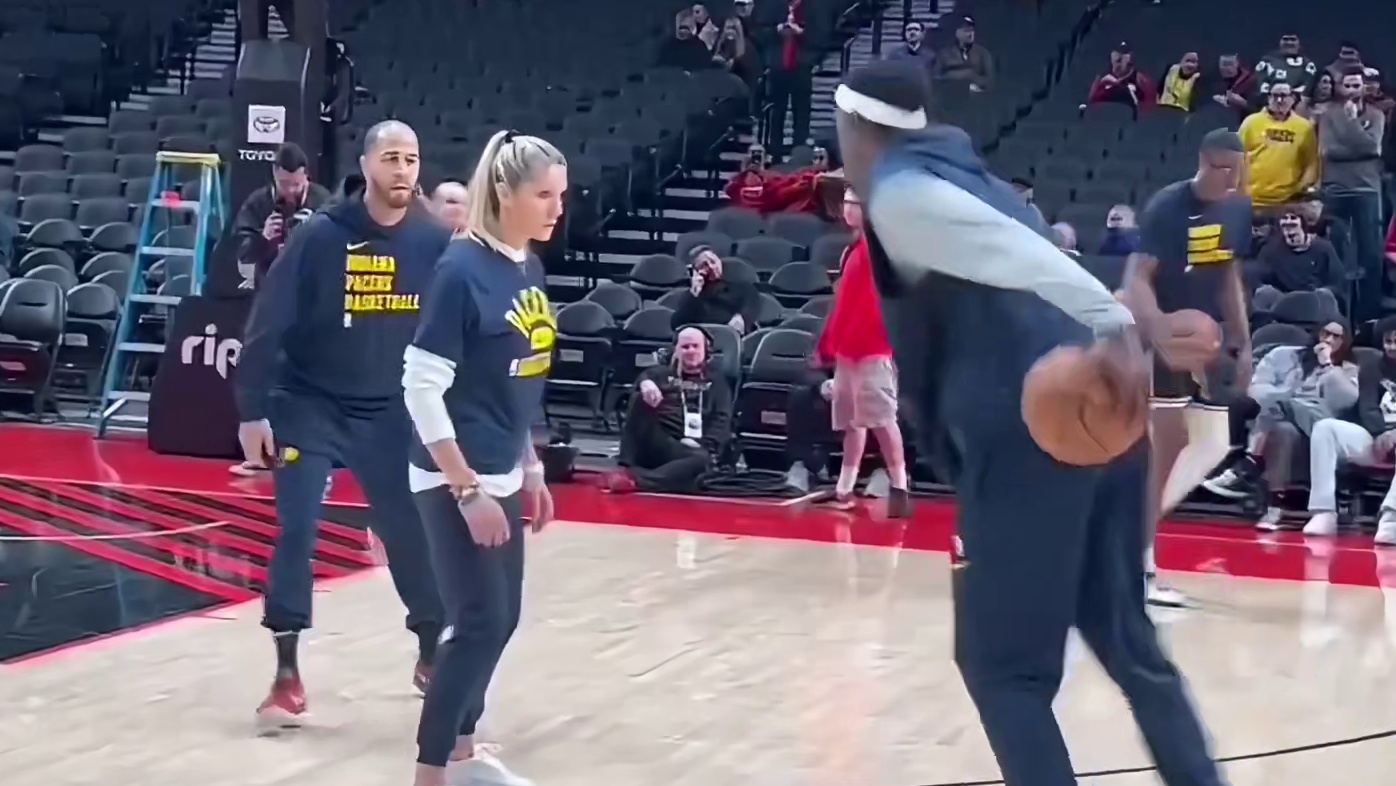 快船正式报价西亚卡姆和马瑟琳！