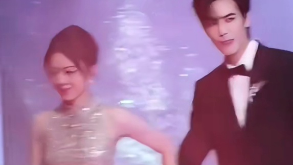 赵今麦整个北京最严厉的妈咪 好欣慰看着麦麦长大的，现在这么亭亭玉立了  ​​​