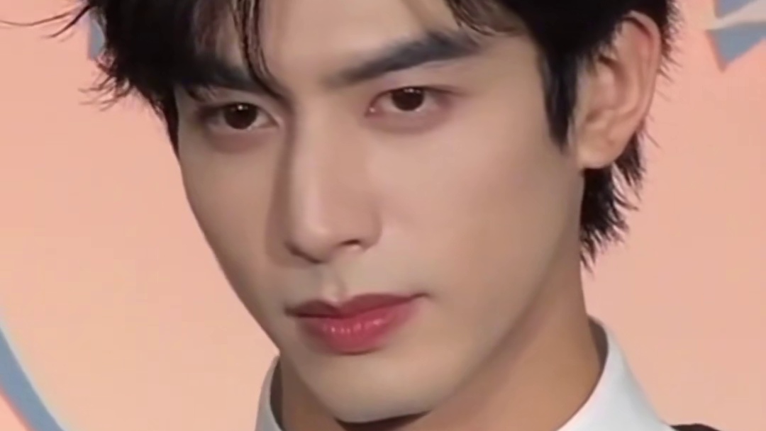 骄阳似我庆功宴路透小合集（12分钟） 骄阳似我好温暖的大家庭，真的很好 （视频cr：logo）  ​