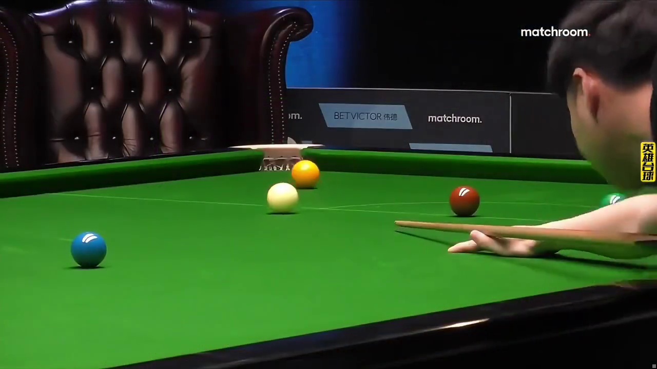 最新比赛，赵心童对吴宜泽2:2决胜局，上手超级细腻控球一杆破百，绝杀吴宜泽！