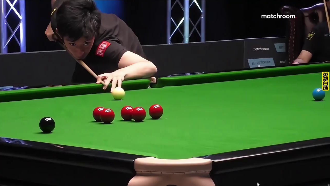 最新比赛，吴宜泽再战肖国栋，决胜局远台上手轰出极限破百！