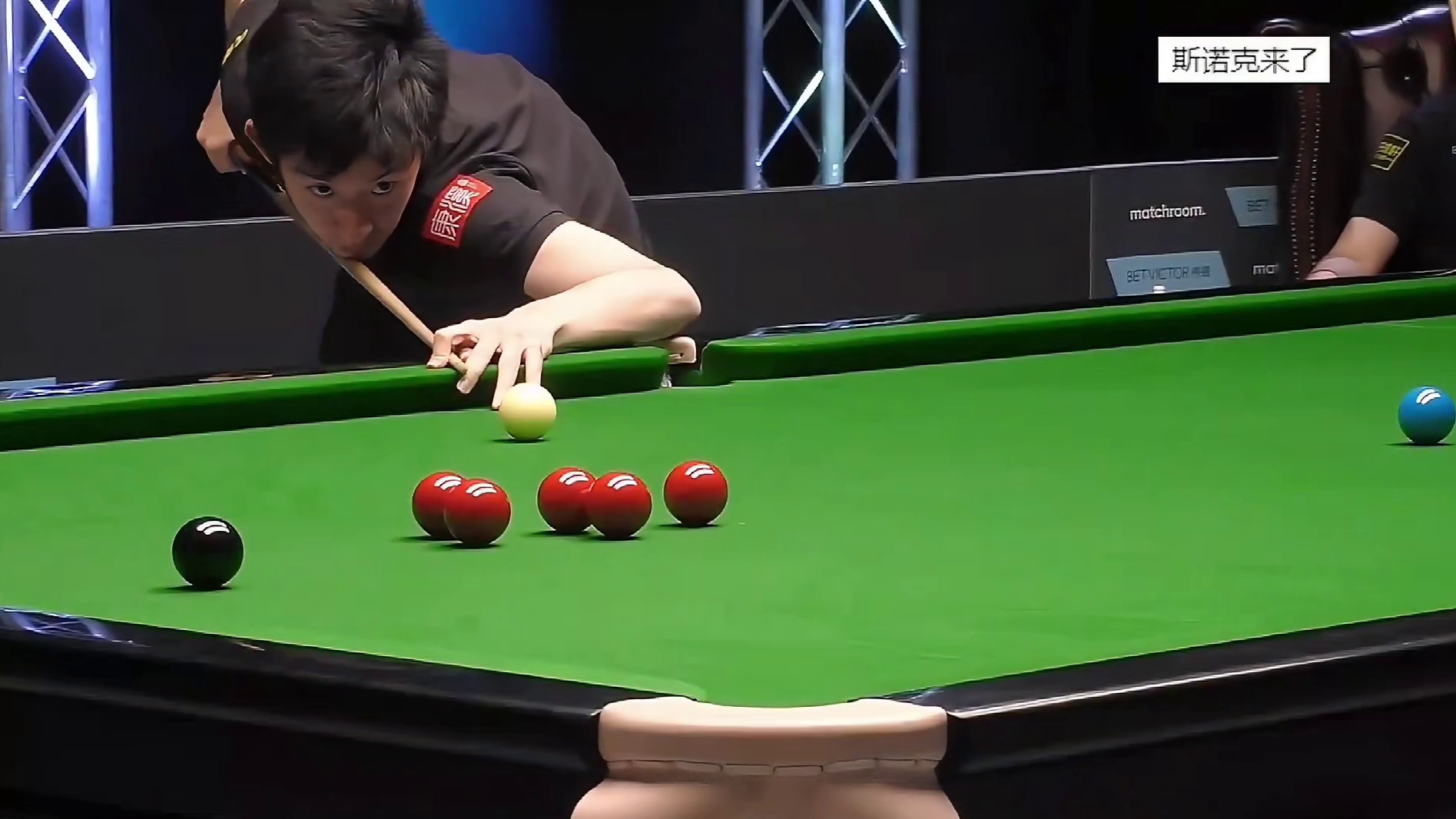 决胜局准度逆天！吴宜泽3-2绝杀肖国栋，国栋以后不做饭了