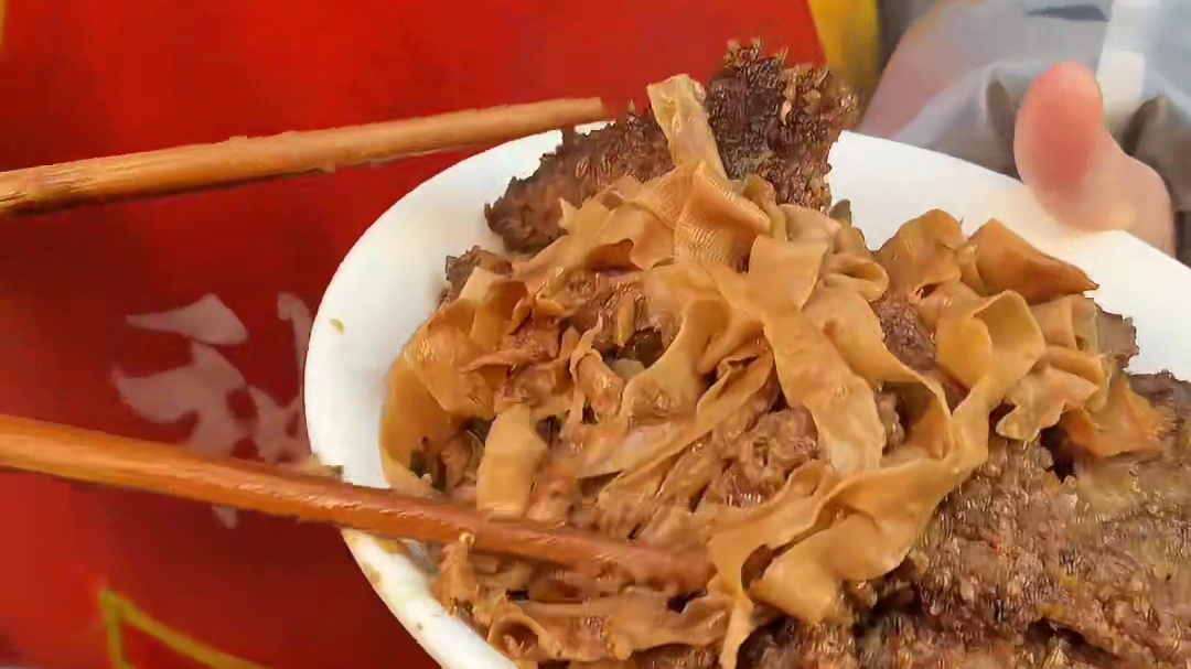 让大表哥惊呼好吃的渣肉蒸饭！