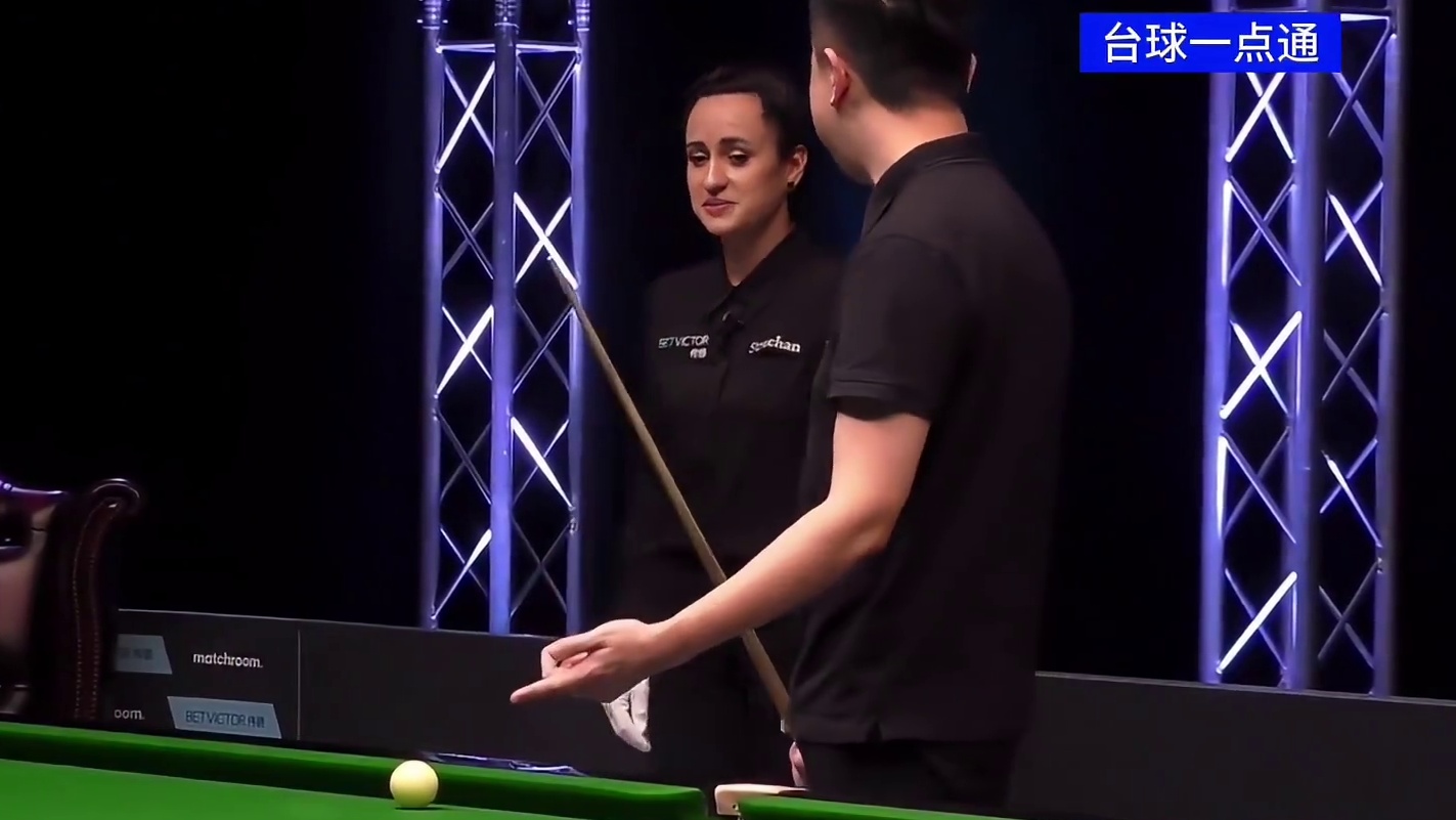 冠军联赛超离谱闹剧！肖国栋：这裁判吓我一跳