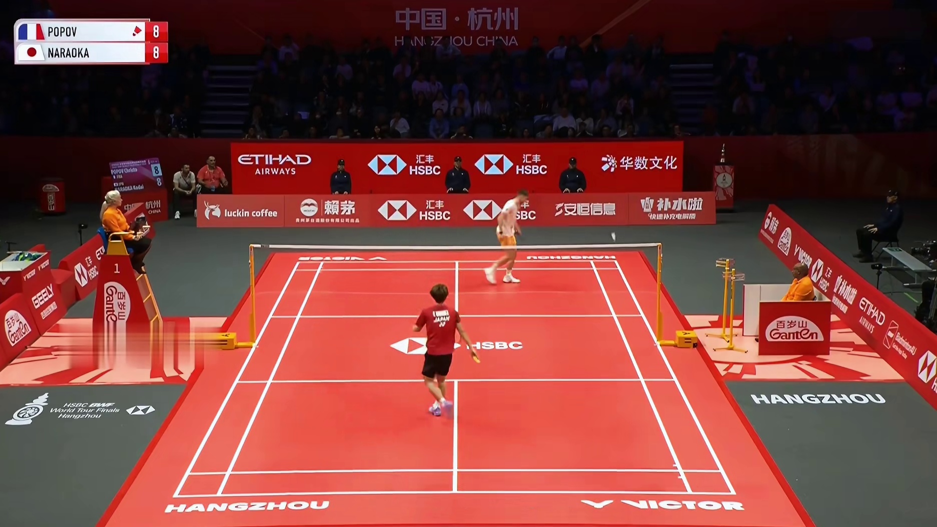 杀疯了！小波波夫不讲道理的进攻，奈良冈功大直接放弃了比赛！