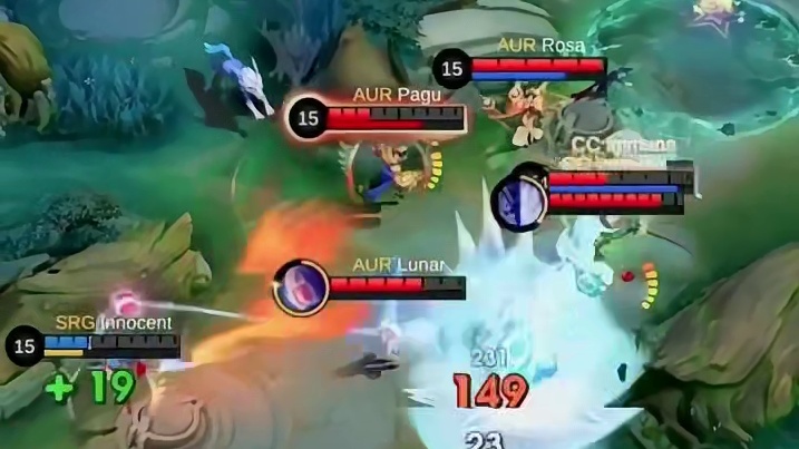 AUR团战更胜一筹，首局状态俱佳拿下巨人一血