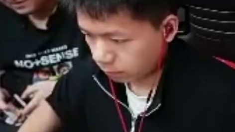 加利尔零号和加利尔天袭哪款更好用？ 念旧认为零号大于天袭，天袭出来后登录CFPL职业赛场舞台，感觉对