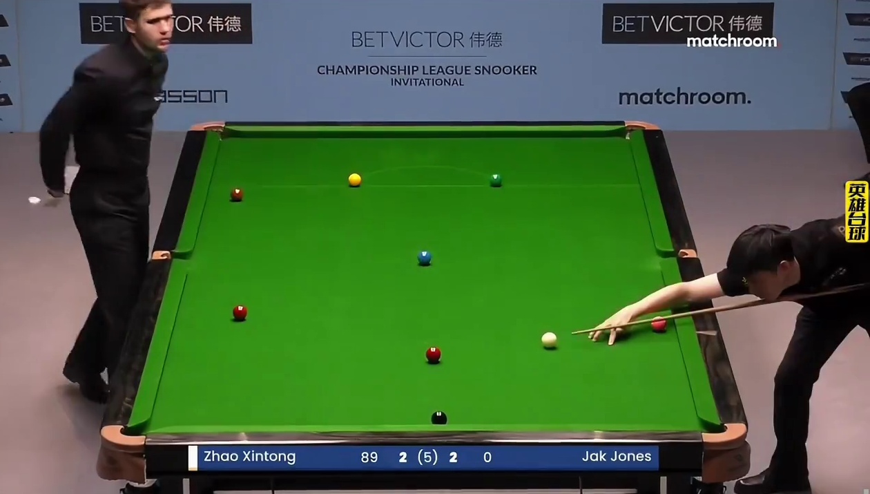 最新比赛，决胜局赵心童疯狂秀准度，真是够准啊，3:2拿下首战！