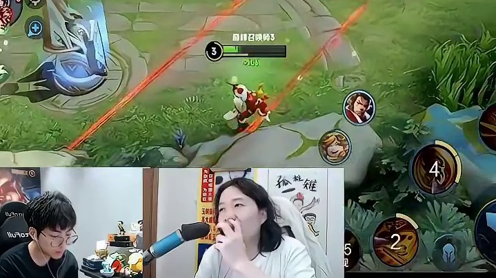 吕德华听到青帝声音，下意识以为是妹子太尴尬