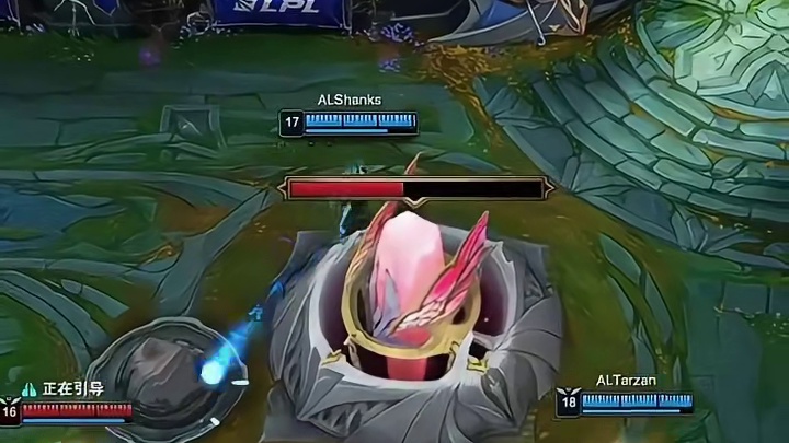 Shanks精妙时机，门牙复活前一秒偷掉水晶