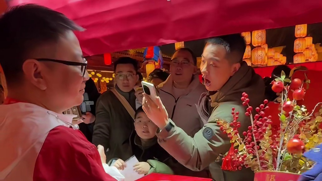 查理策划帮粉丝增幅上11。