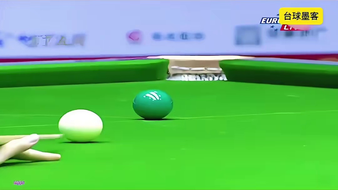 晖哥决胜局放大招，塞尔比五体投地膜拜，年轻的晖哥真的猛