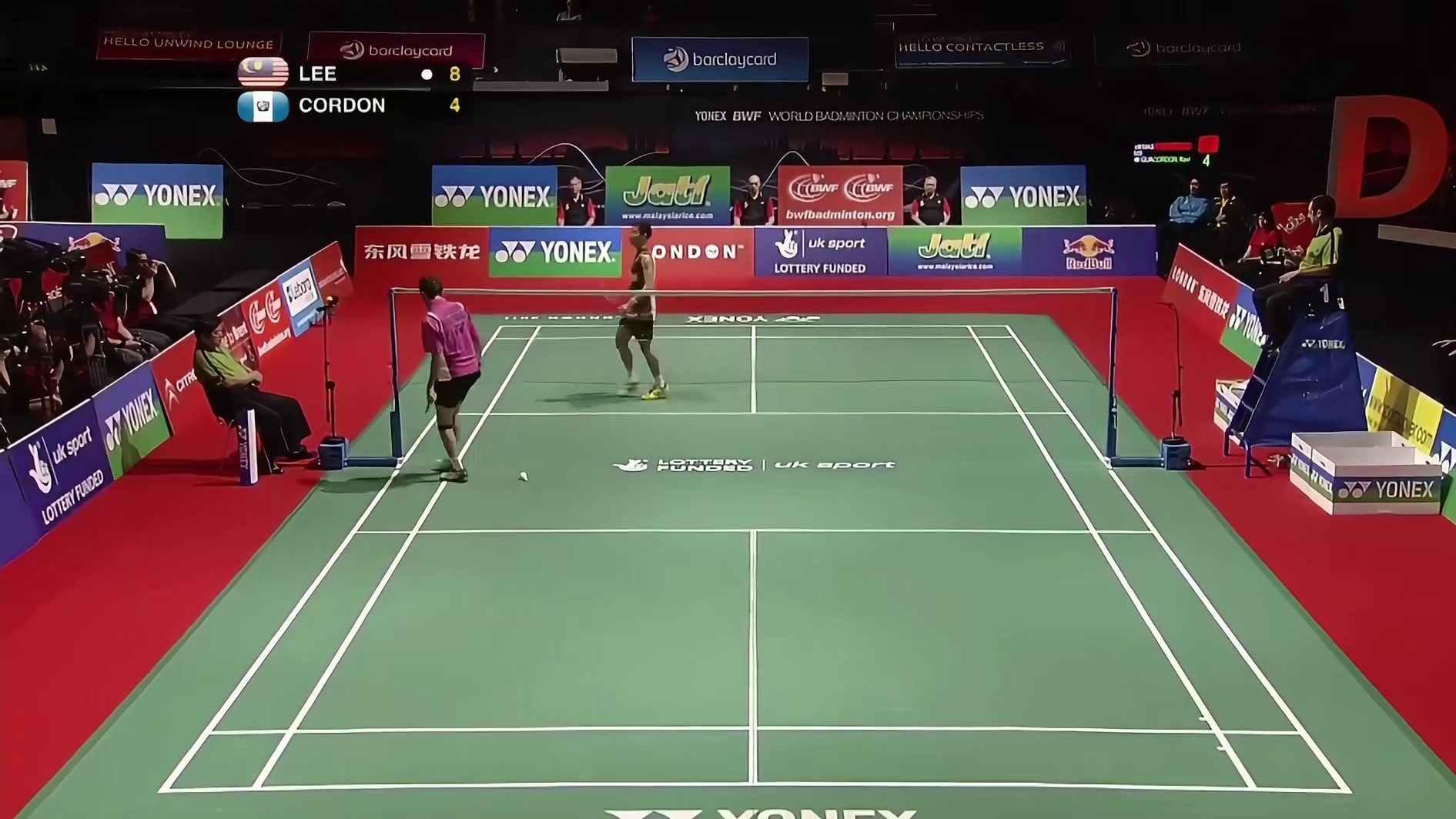 2011年世锦赛黑马科登战胜谌龙后，被李宗伟24分钟两局横扫