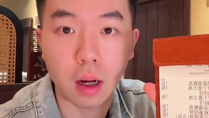 在啫火啫啫煲也能吃到超正的顺德干蒸菜了！