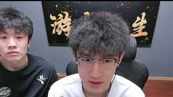 蔡哥再看诡秘PV“你们抢到测试资格借我玩玩”